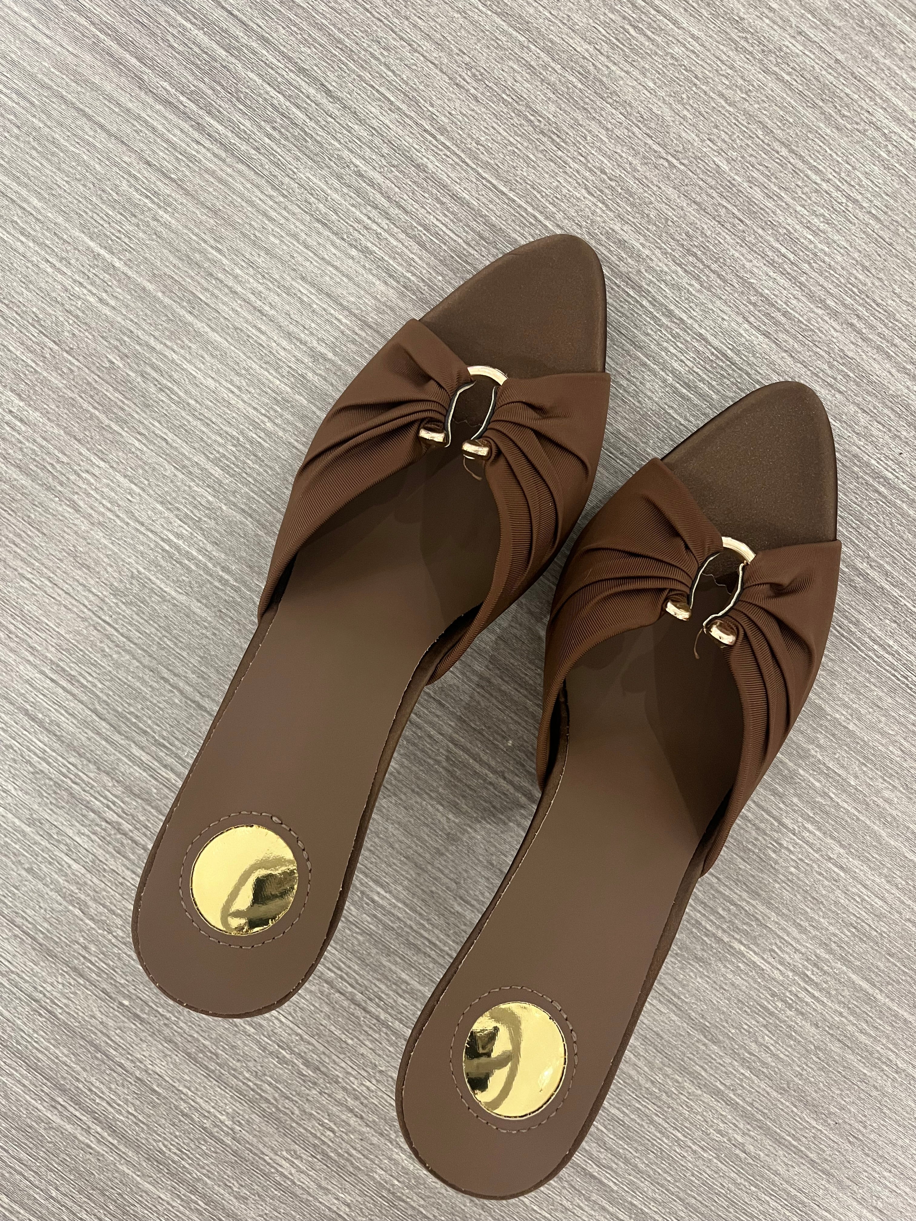 COFFEE-DATE MULE HEELS