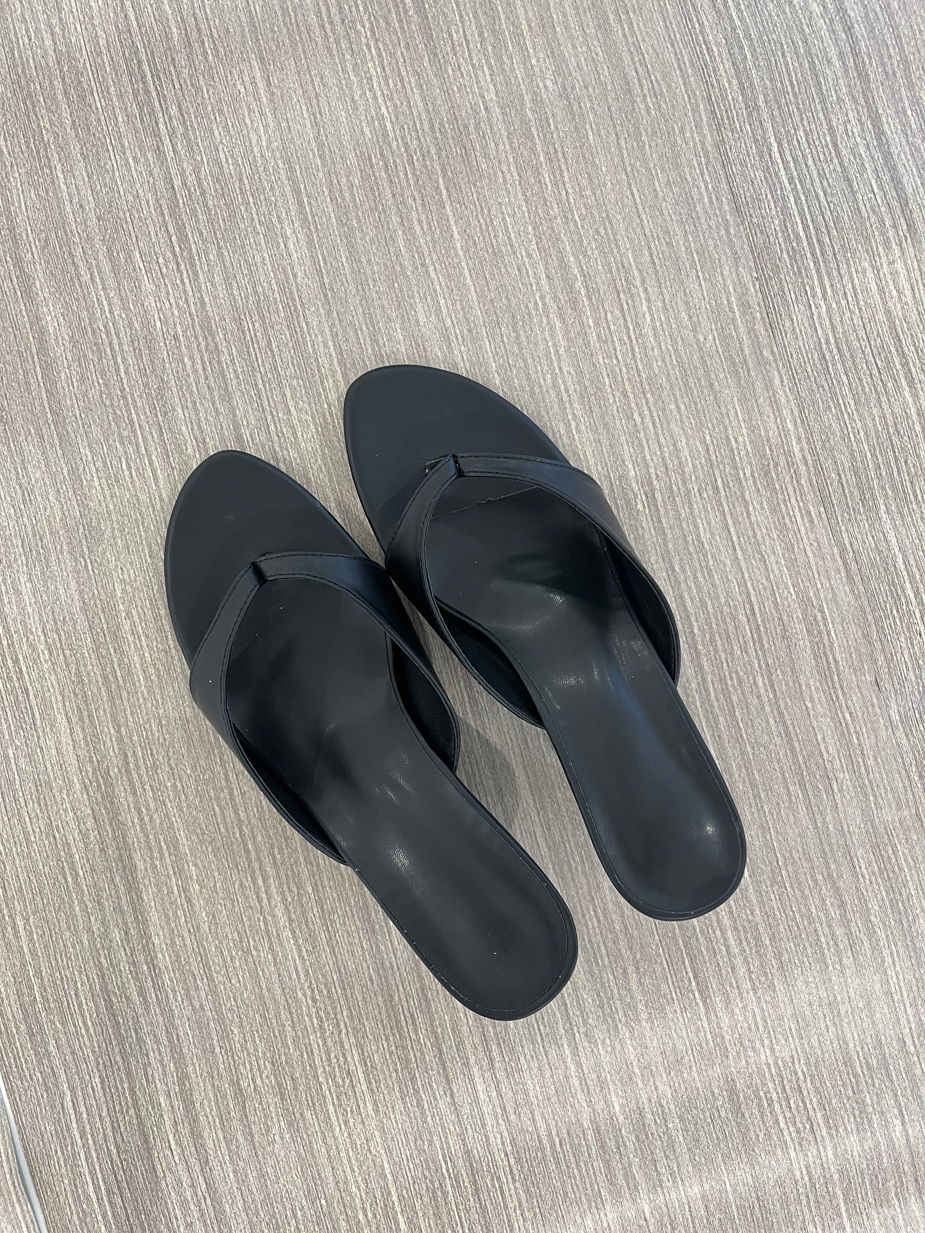 MINIMALIST THONG SANDAL MULES