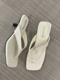 CLEAN GIRL SANDAL HEELS