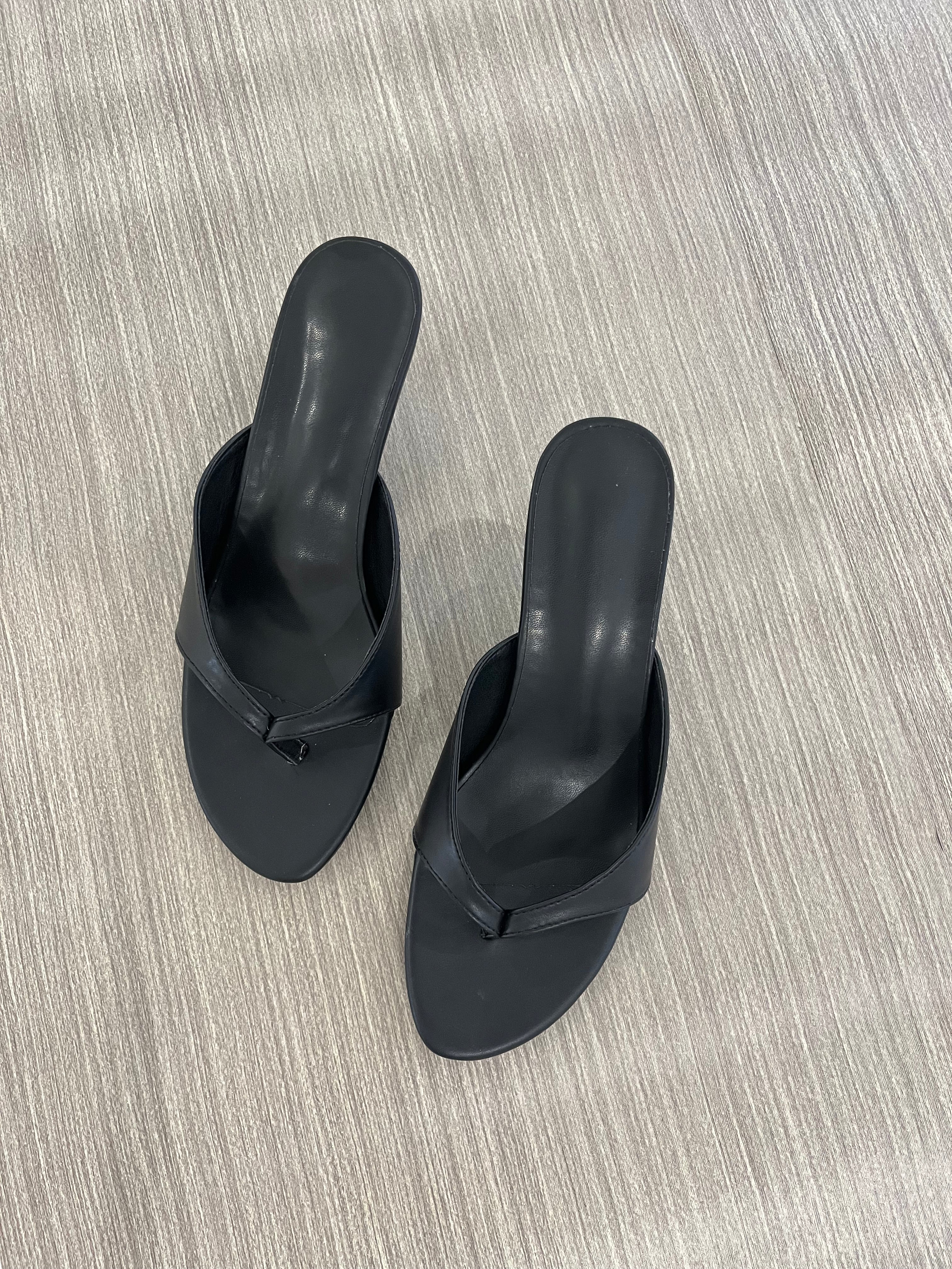 MINIMALIST THONG SANDAL MULES
