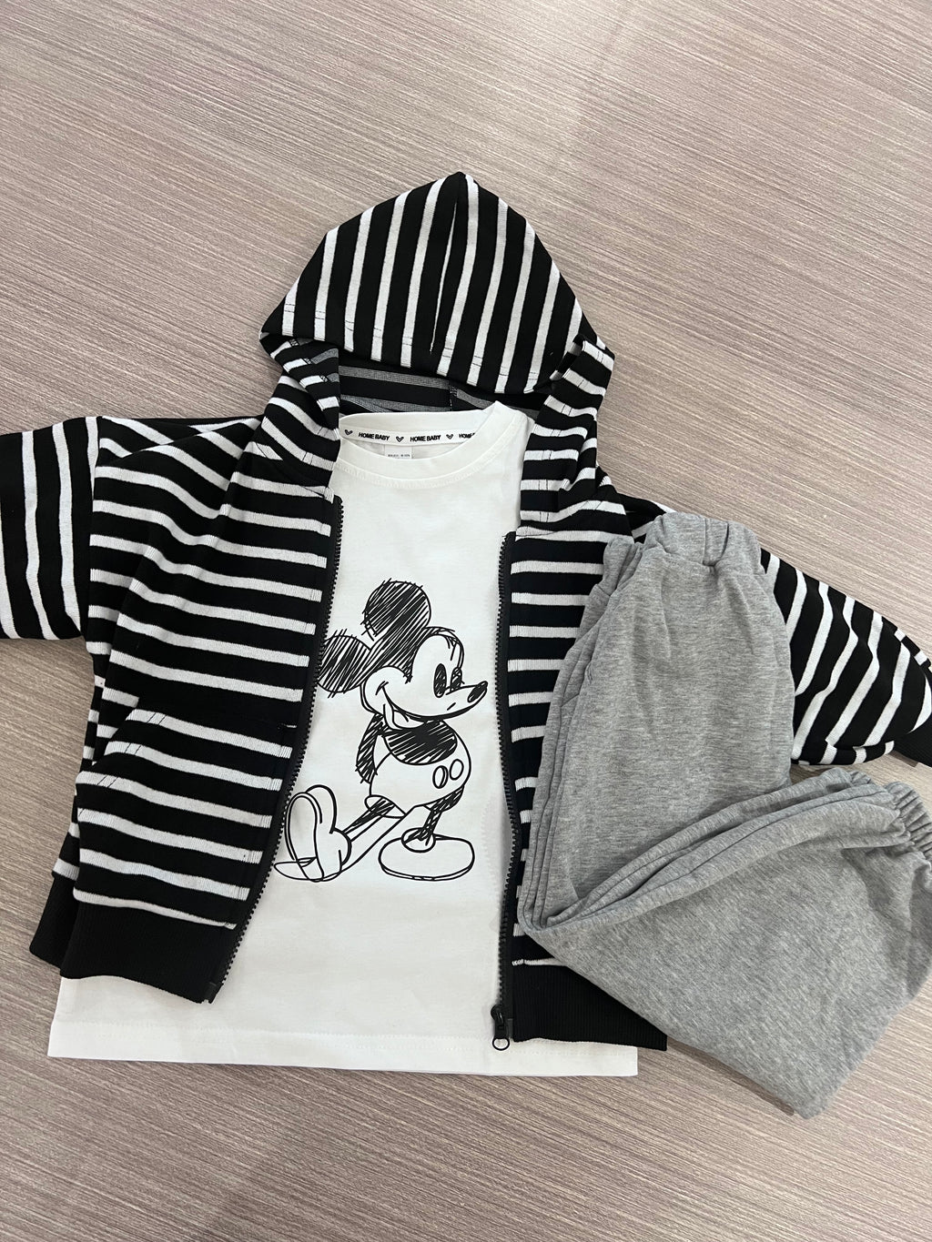 THE EVERYDAY STRIPE HOODIE